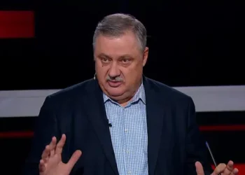 Евстафьев дал совет чрезмерно эмоциональным патриотам