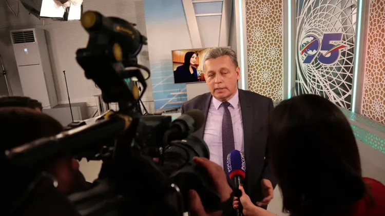 Рифат Сабитов: «Ведется беспрецедентная, беспощадная информационная война против нашей страны»