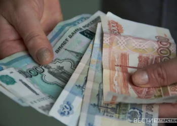 В Татарстане с нового года на 6% повысят оклады бюджетников