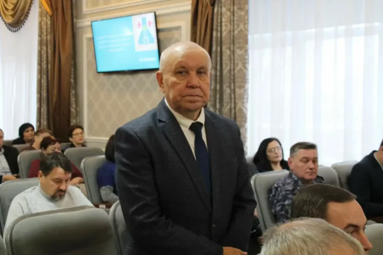 Раис Назипов возглавил Управление образования в Менделеевске