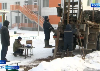 «Детей куда девать, если родители работают?»: в детсаде в «Салават Купере» провалился грунт