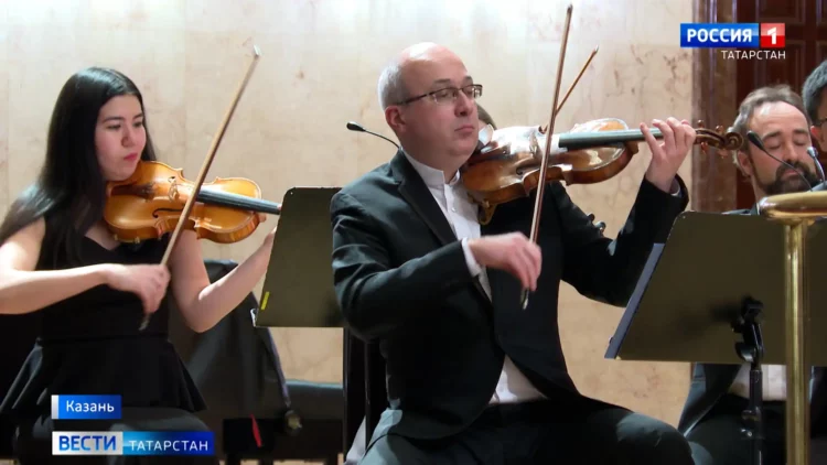 Сорванные крыши, разбитые авто и пострадавшие: последствия непогоды в Татарстане