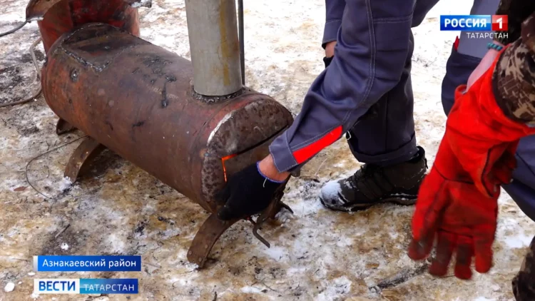 Азнакаевцы стали изготавливать железные печки для военнослужащих