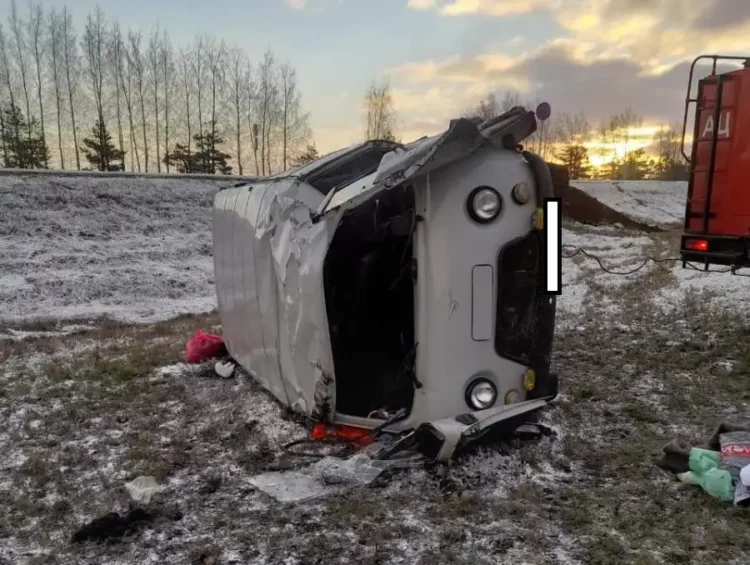 В Татарстане ремни безопасности спасли водителя и пассажира «буханки»
