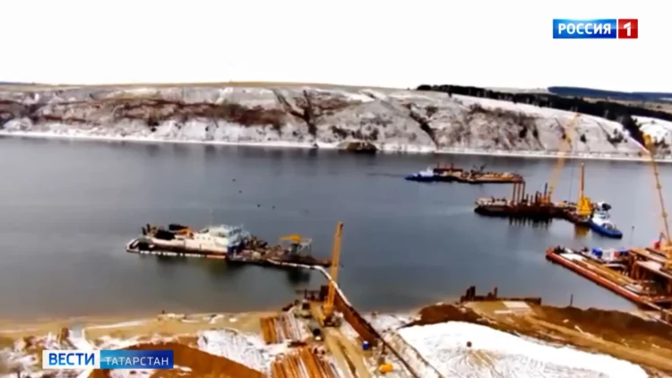 Рустам Минниханов потребовал быть готовыми к ликвидации последствий ЧС