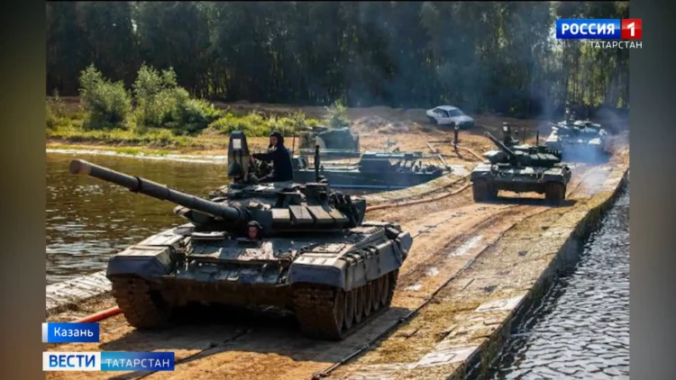 Решить быстро и слаженно: Минниханов поручил навести порядок в пунктах сбора мобилизованных