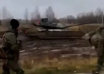 Под Казанью сняли на видео российский танк Т-14 «Армата»