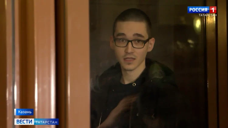 «Первый выстрел он сделал через дверь»: перед судом предстал напавший на казанскую гимназию №175