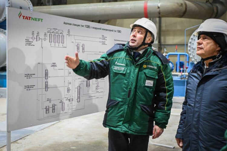 Рустам Минниханов принял участие в запуске нового производства на «Танеко»