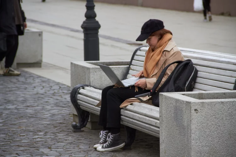 Психолог рассказала, как справляться со стрессом из-за плохих новостей