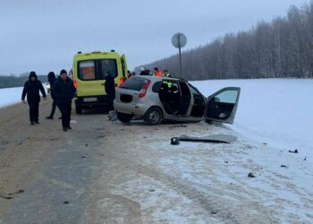 Женщина-водитель погибла, вылетев на встречку на трассе в Татарстане