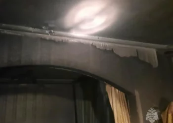 В Казани соседи спасли во время пожара парализованную женщину