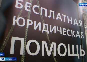 Минниханов вручил госнаграды Татарстана и России выдающимся татарстанцам