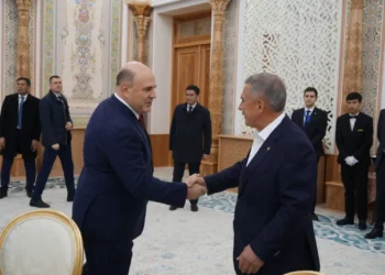 Минниханов прибыл в Самарканд для участия в российско-узбекском бизнес-форуме