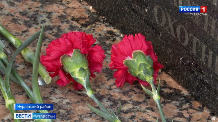 Минниханов вручил госнаграды Татарстана и России выдающимся татарстанцам