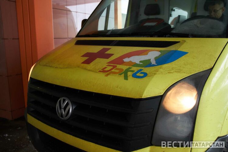 Мать в больнице сломала руки и ногу младенцу с переломом основания черепа