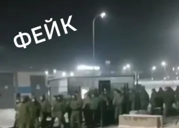 В Сети распространяют фейк с мобилизованными, которые якобы покидают часть в Казани