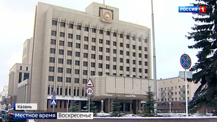 Компромиссное решение: депутаты Госсовета РТ поддержали новое наименование должности руководителя республики