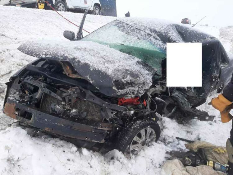 Водитель легковушки погиб после столкновения с внедорожником на трассе в Татарстане