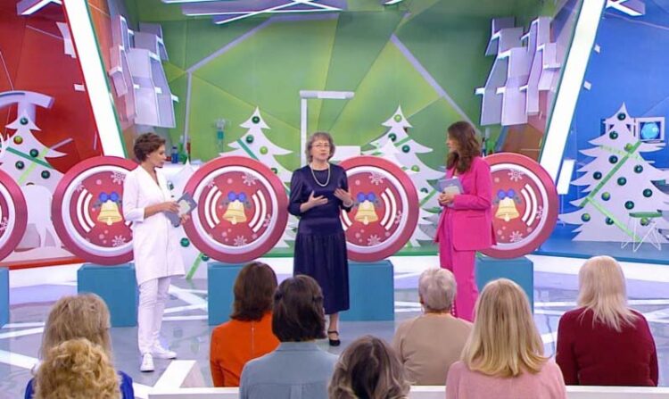 Врач рассказал о симптомах, которые могут свидетельствовать о дефиците витамина B12