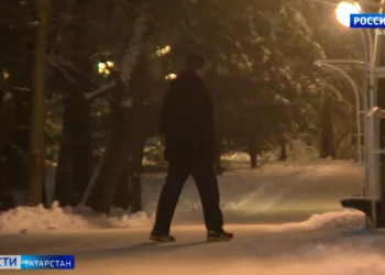 «Услышали, что стёкла летят вниз»: новые подробности взрыва самогонного аппарата в казанской многоэтажке