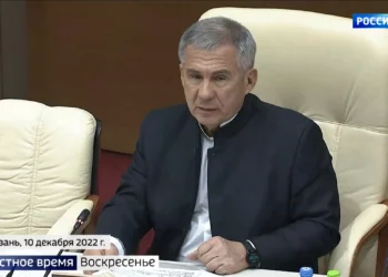 Минниханов в связи с ростом заболеваемости поручил обеспечить готовность медорганизаций