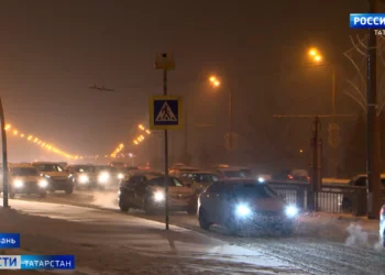 9-балльные пробки и рост ДТП: на Татарстан обрушился снегопад