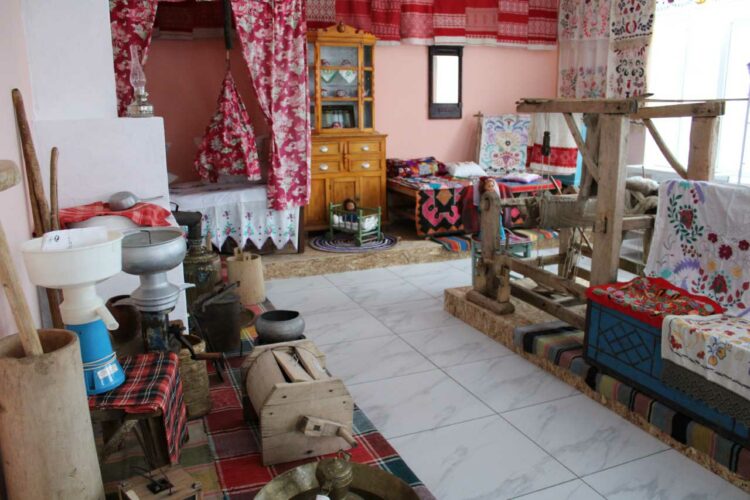 В селе Зиреклы по нацпроекту открылся музей народного творчества и быта