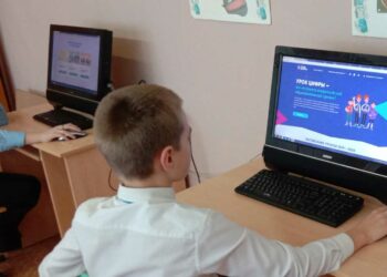Для школьников Татарстана по нацпроекту стартовали «Уроки цифры»