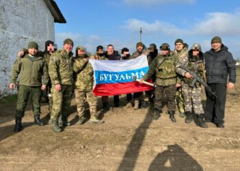 Мэр Бугульмы отправился в зону СВО, чтобы доставить бойцам из «КАМАЗ» с гуманитарным грузом