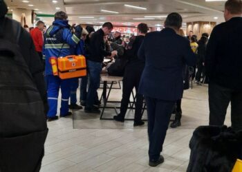 В Казани девочка-подросток скончалась на фуд-корте