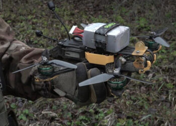 Беспилотники-камикадзе: как работают неуловимые бойцы СВО