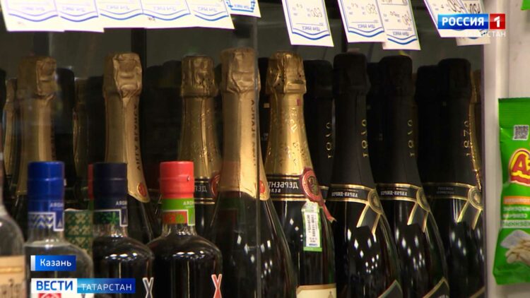 Если выпил неудачно: в Казани 19 человек попали в больницу с алкогольным отправлением