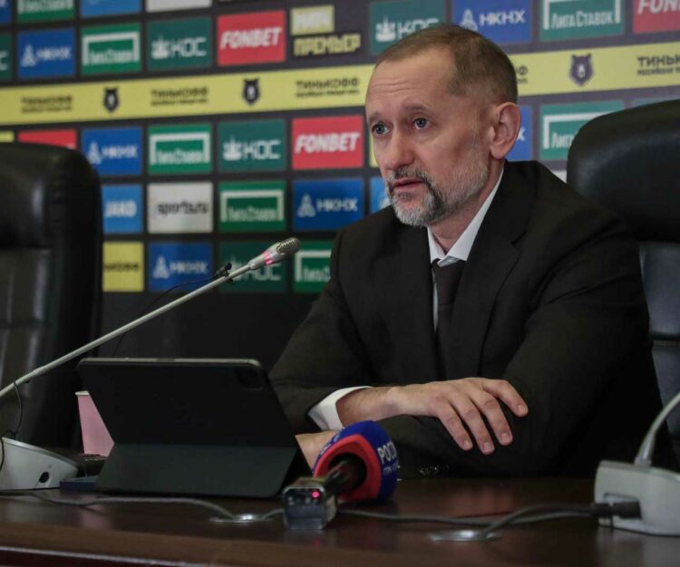 Рустем Сайманов покинул футбольный клуб «Рубин»