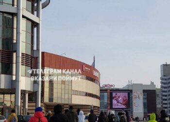 В Казани эвакуировали сразу три торговых центра