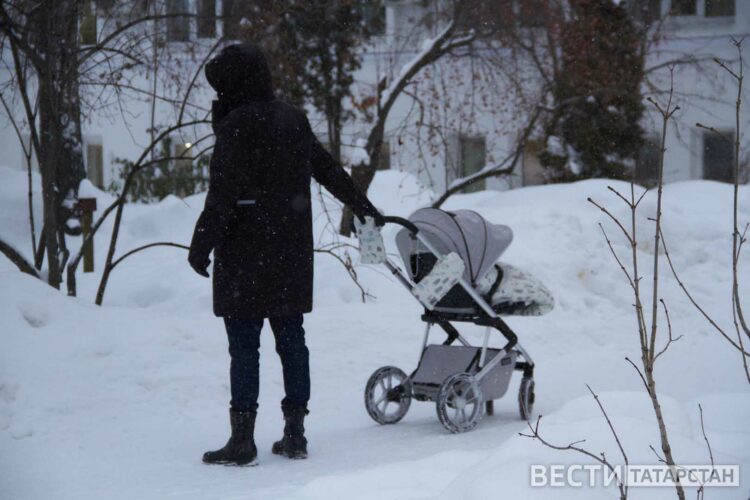 Ирина Волынец предложила разрешить досрочный выход на пенсию для многодетных отцов-одиночек