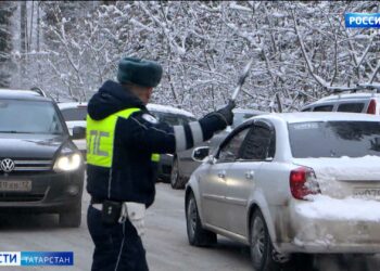 Дорогу до Раифы сковали пробки: как планируют решить проблему