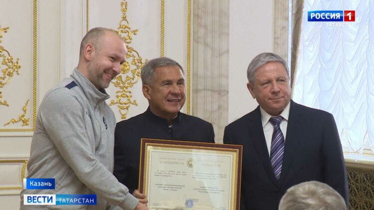 Минниханов поздравил «Зенит-Казань» с победой в Кубке России по волейболу