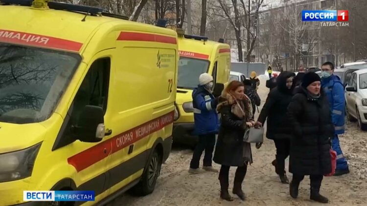 В Казани несколько школьников пострадали из-за петарды