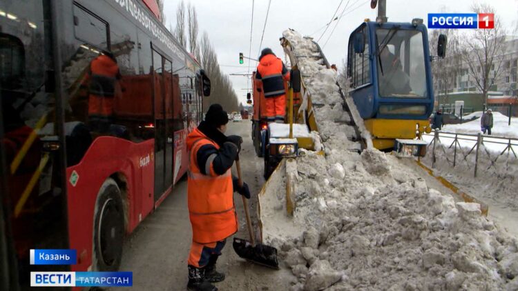 За первые три дня нового года из Казани вывезли 12 тыс. тонн снега