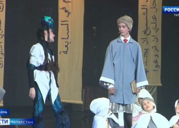 В Альметьевском районе волонтеры изготавливают окопные свечи