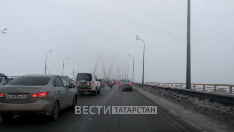 Казань окутал густой туман