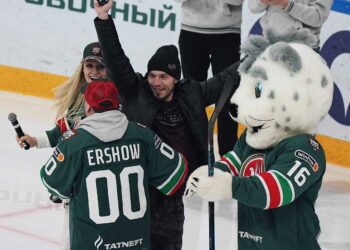 Болельщик «Ак Барса» метким броском выиграл миллион рублей