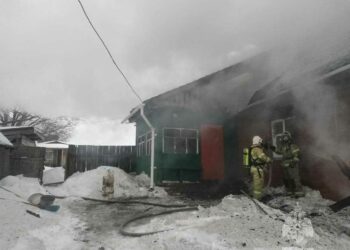 В Татарстане на пожаре в частном доме погибла пожилая женщина