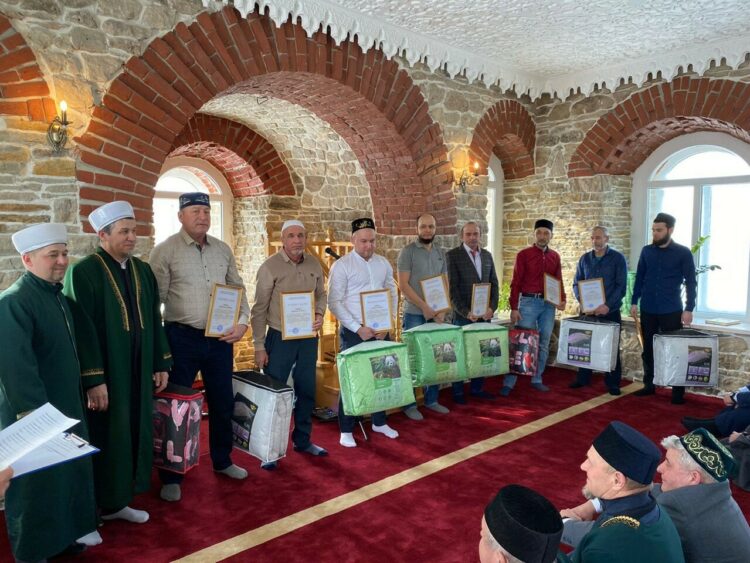 Старинная мечеть открылась после реставрации в Новошешминском районе