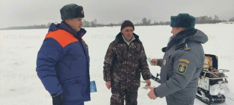 В Татарстане за выезд на лед оштрафовали 9 водителей