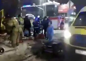 В Набережных Челнах скорая помощь попала в страшное ДТП