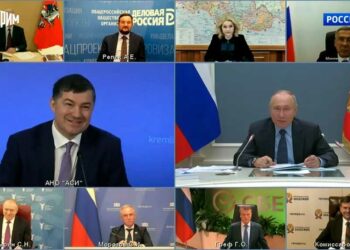 Путин поблагодарил Татарстан за поставку кадров на федеральный уровень