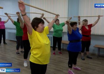 Василю Шайхразиеву показали конноспортивную школу в Муслюмове