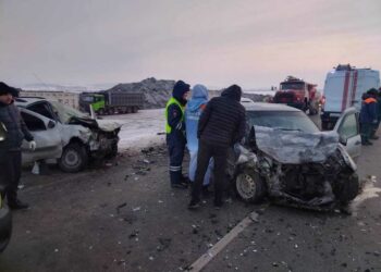Водитель скончался при лобовом столкновении легковушек на трассе М7 в Татарстане